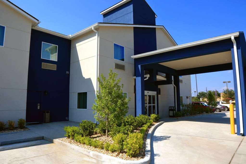 Americas Best Value Inn & Suites-Prairieville Εξωτερικό φωτογραφία