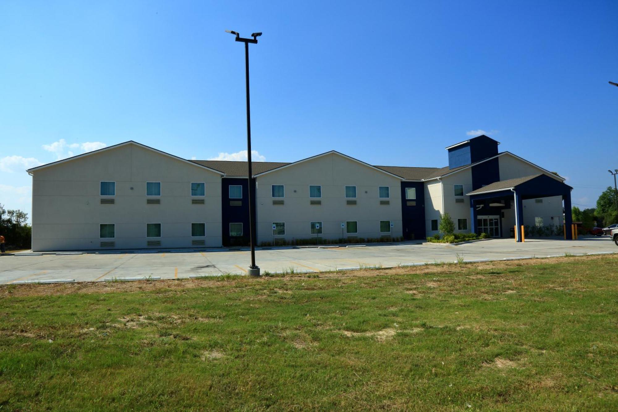 Americas Best Value Inn & Suites-Prairieville Εξωτερικό φωτογραφία